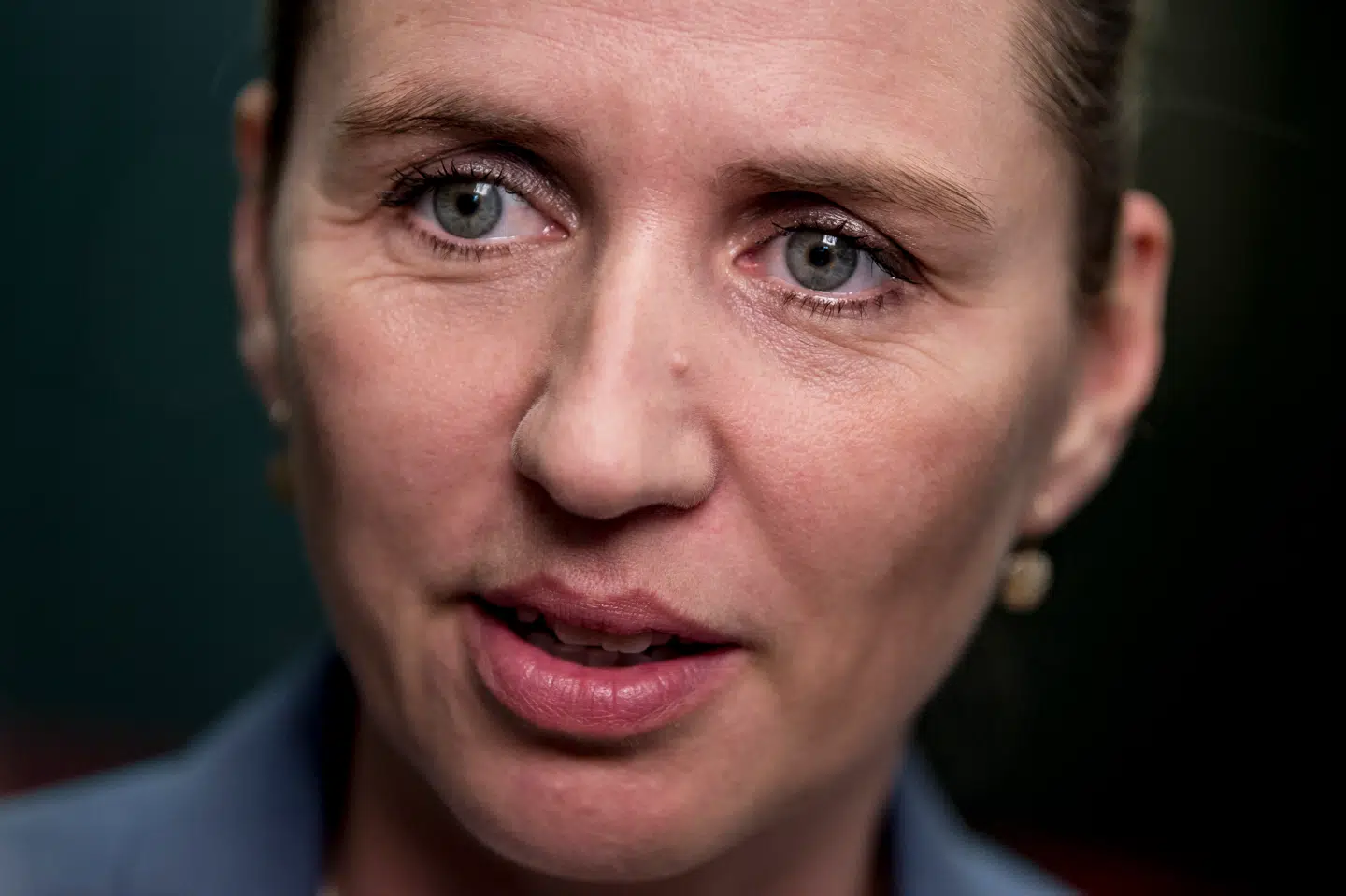 Mette Frederiksen svarer ikke på, hvorvidt hun efter amerikansk besøg på Grønland tog telefonen og ringede til den amerikanske præsident. Hun stadfæster dog, at hun godt kan tale med store bogstaver til Trump, når det gælder.