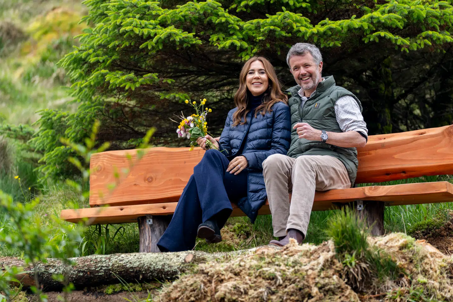 Kong Frederik og dronning Mary var i sommeren 2025 på deres første officielle besøg på Færøerne som kongepar.