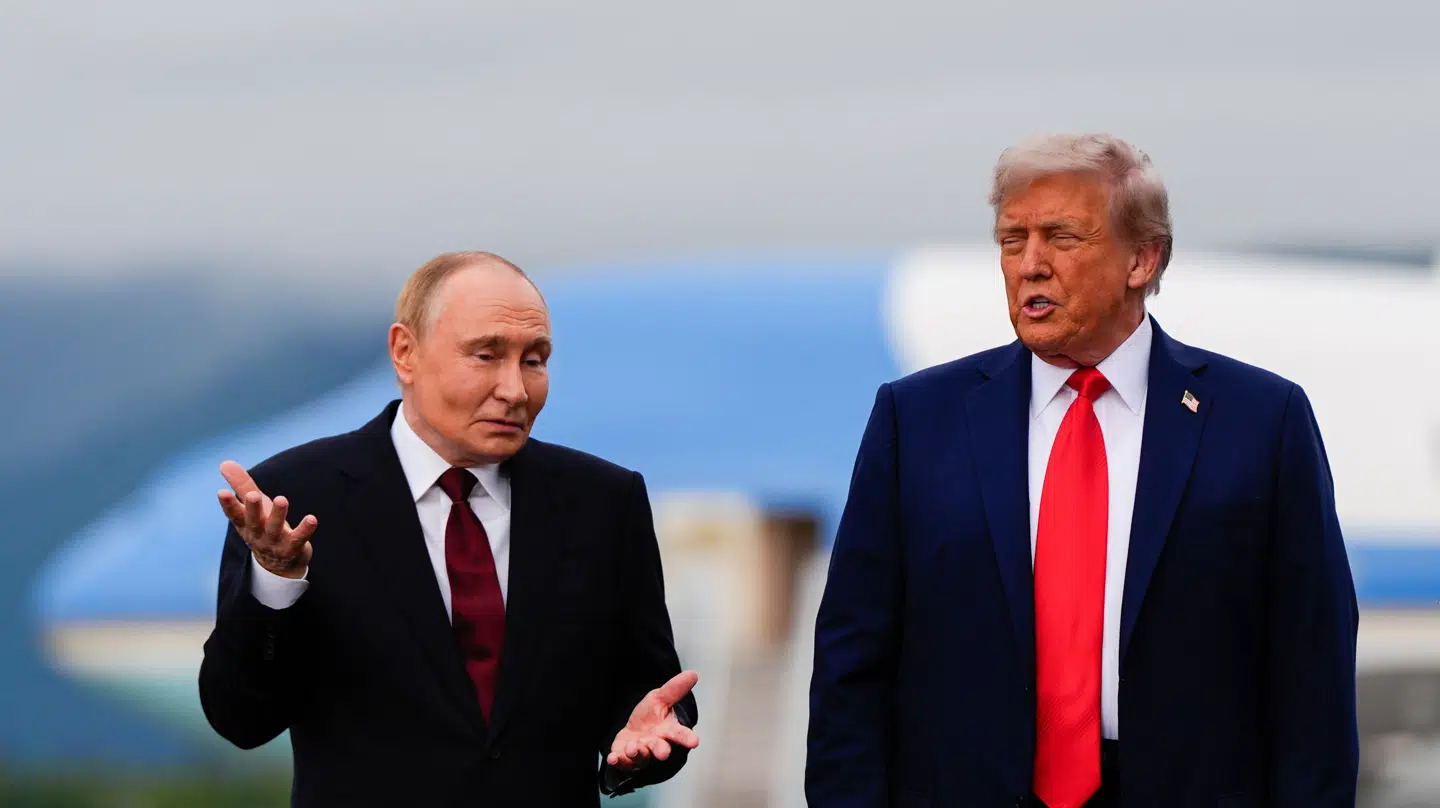 Vladimir Putin og Donald Trump havde en telefonsamtale mandag, som Trump har beskrevet som »positiv.«