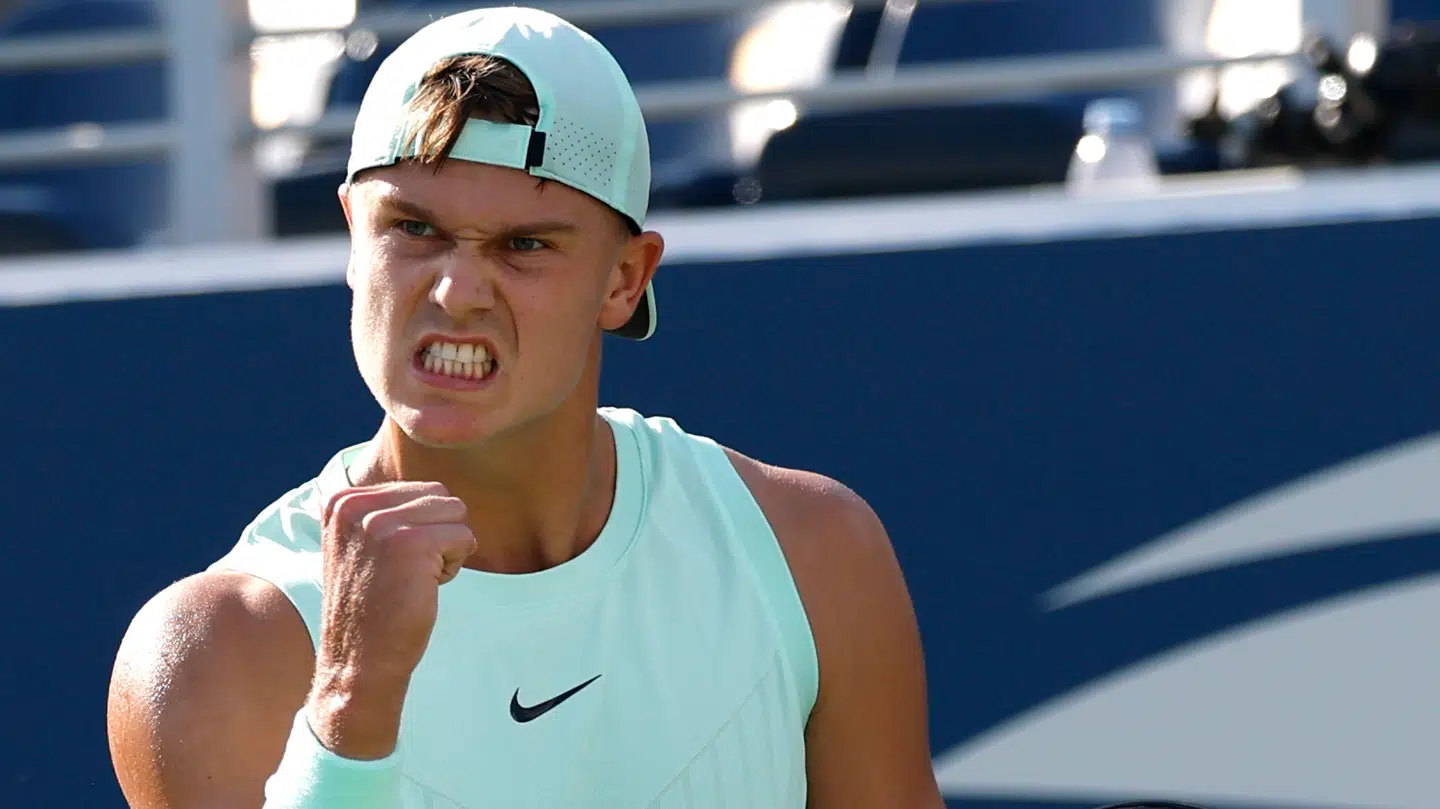 Holger Rune er i øjeblikket i gang med at kæmpe sig tilbage fra en overrevet akillesscene.