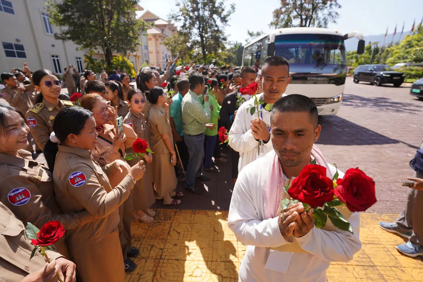 18 cambodjanske soldater kunne onsdag formiddag lokal tid vende tilbage til deres hjemland efter at have været tilbageholdt i Thailand i fem måneder.