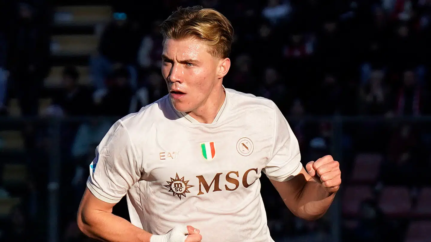 22-årige Rasmus Højlund har succes i Napoli.