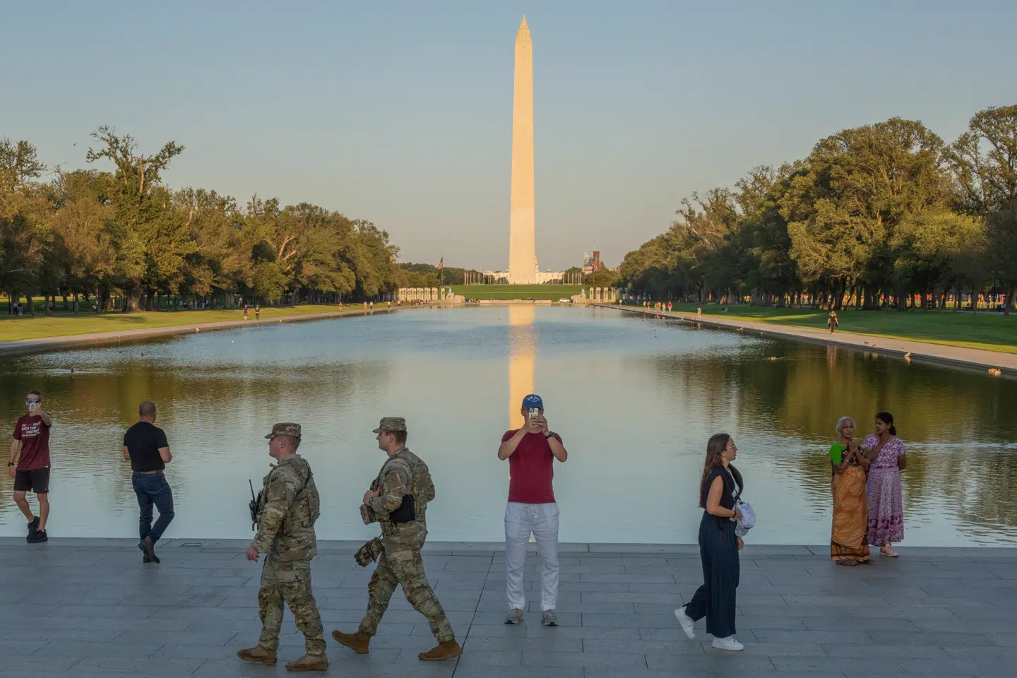 Nationalgarden har fra 11. august 2025 patruljeret i USAs hovedstad, Washington, D.C., med op mod 2.000 soldater, ofte med automatvåben ved hoften. Foto: Søren Bidstrup