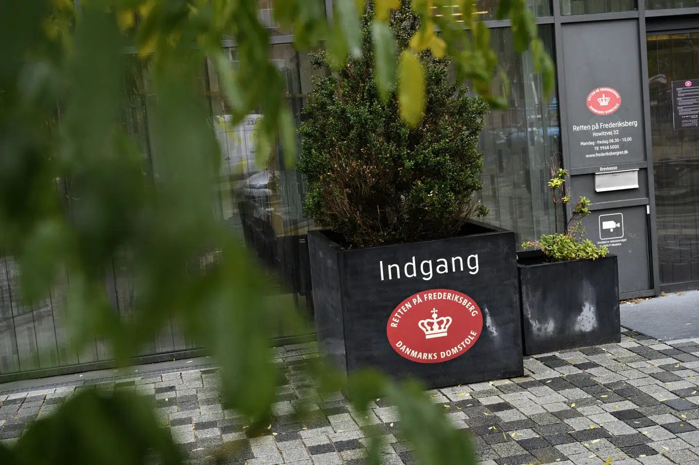 Retten på Frederiksberg skal mandag 5. januar behandle en sag mod en 18-årig mand, der ventes at tilstå drabsforsøg. (Arkivfoto).