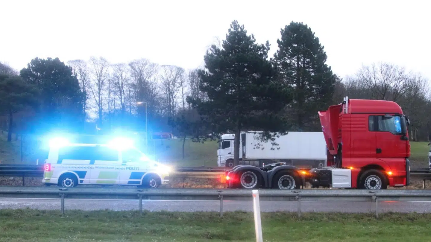 En kvinde, som gik på Vestmotorvejen, blev lørdag morgen kørt ned på Vestmotorvejen ved Slagelse.