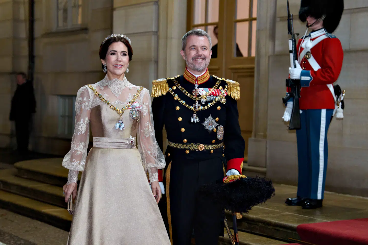 Jesper Høvring havde blandt andet designet dronning Marys kjole ved årets taffel.