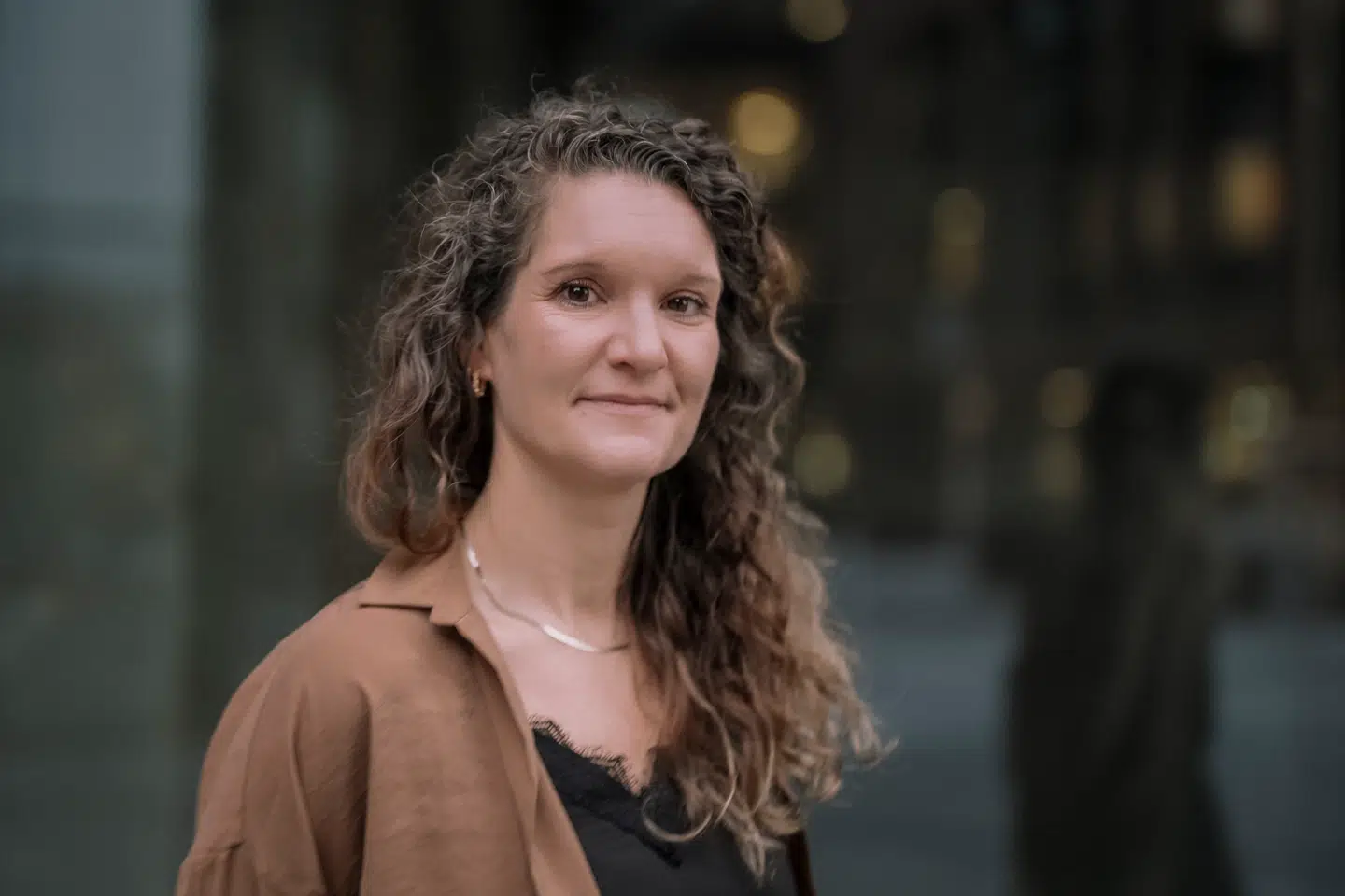 Louise Lund, pensionsrådgiver i Danica, møder især kvinder, som er nervøse for deres pensionsopsparing.