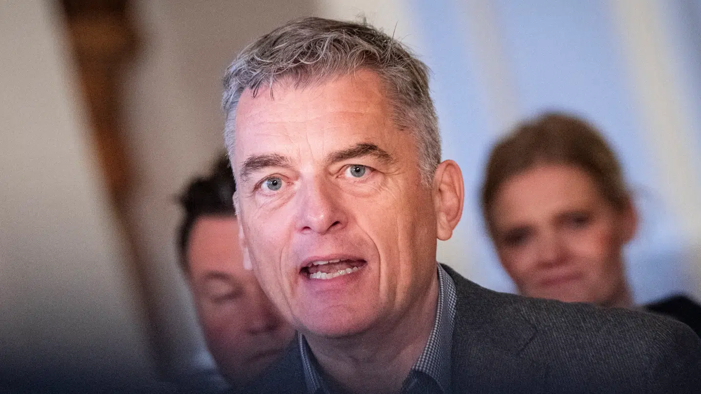 Jan E. Jørgensen giver ikke meget for kritikken fra ungdomspartiet.