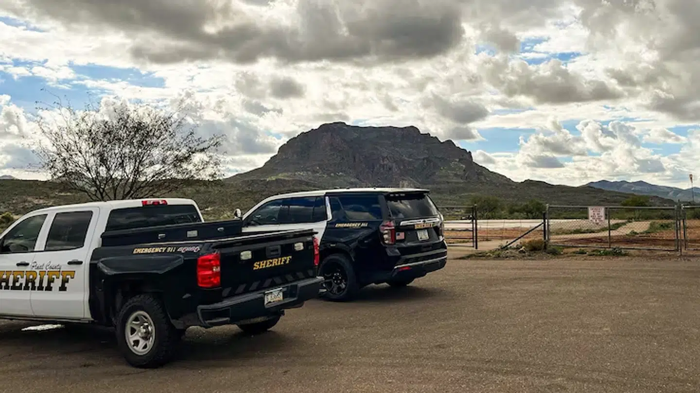 Myndighederne tæt ved ulykkesstedet.