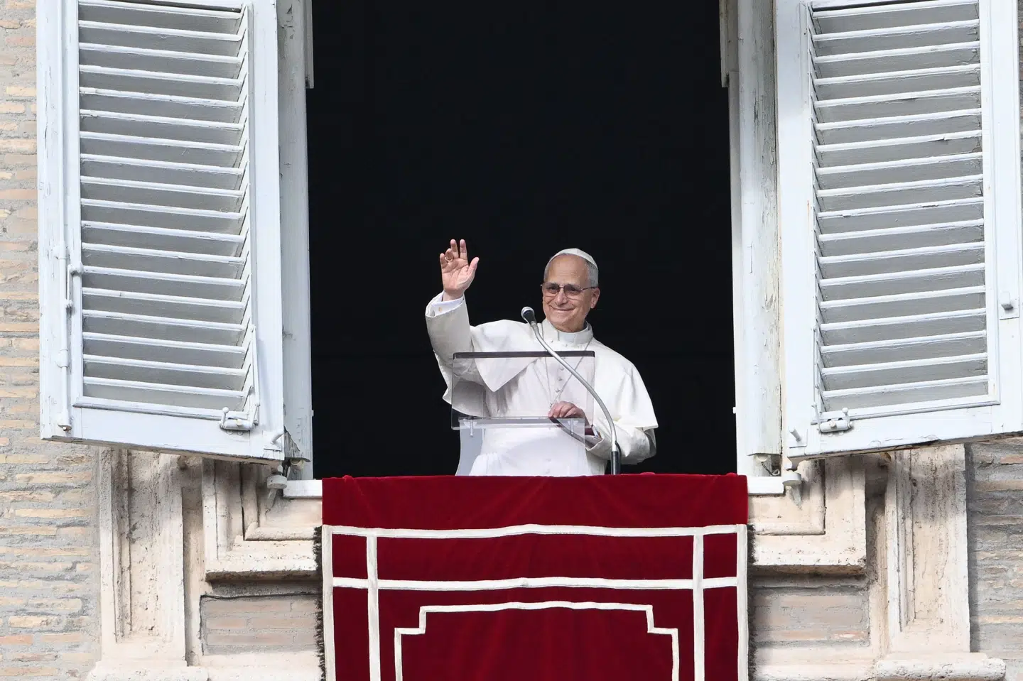 På årets første dag talte Pave Leo foran en forsamling på Peterspladsen. Søndag udtaler han sig om situationen mellem USA og Venezuela. (Arkivfoto).