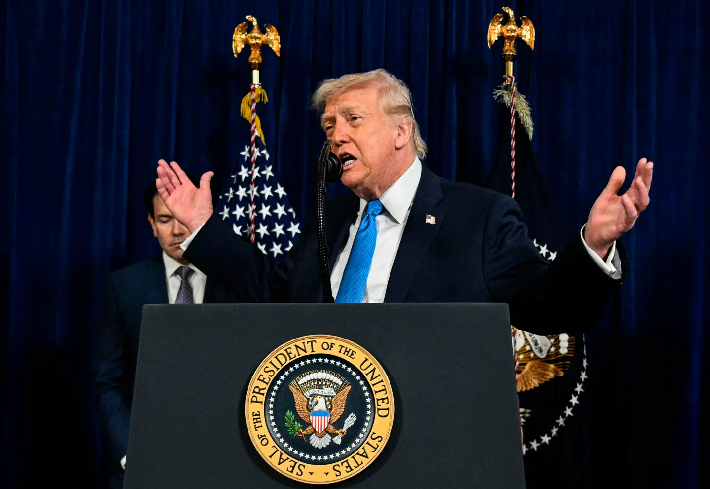 Donald Trump satser hele butikken med sit angreb på Venezuela.