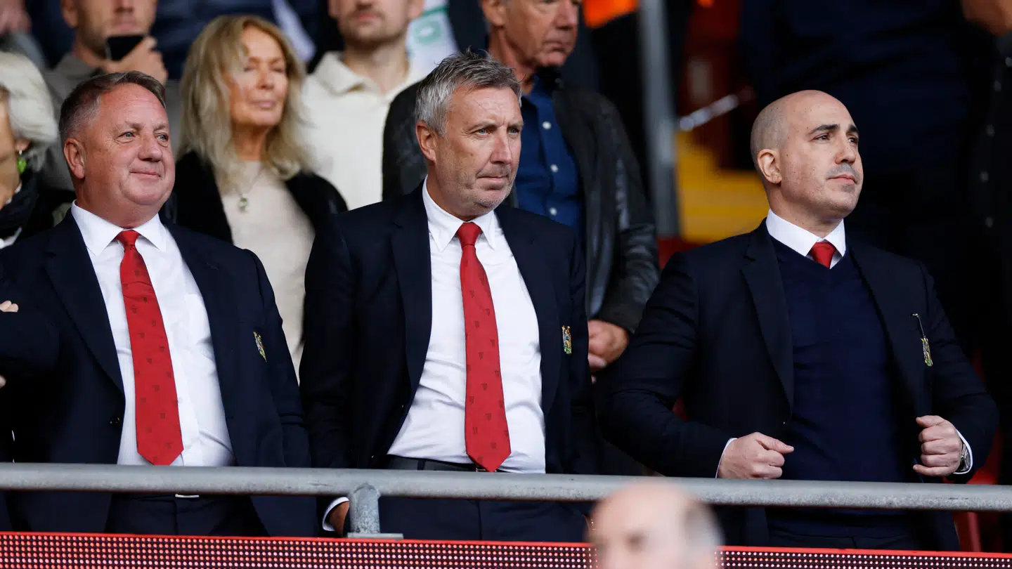 Jason Wilcox (i midten) har tilsyneladende ikke været helt tilfreds med Ruben Amorims dispositioner. Og omvendt.