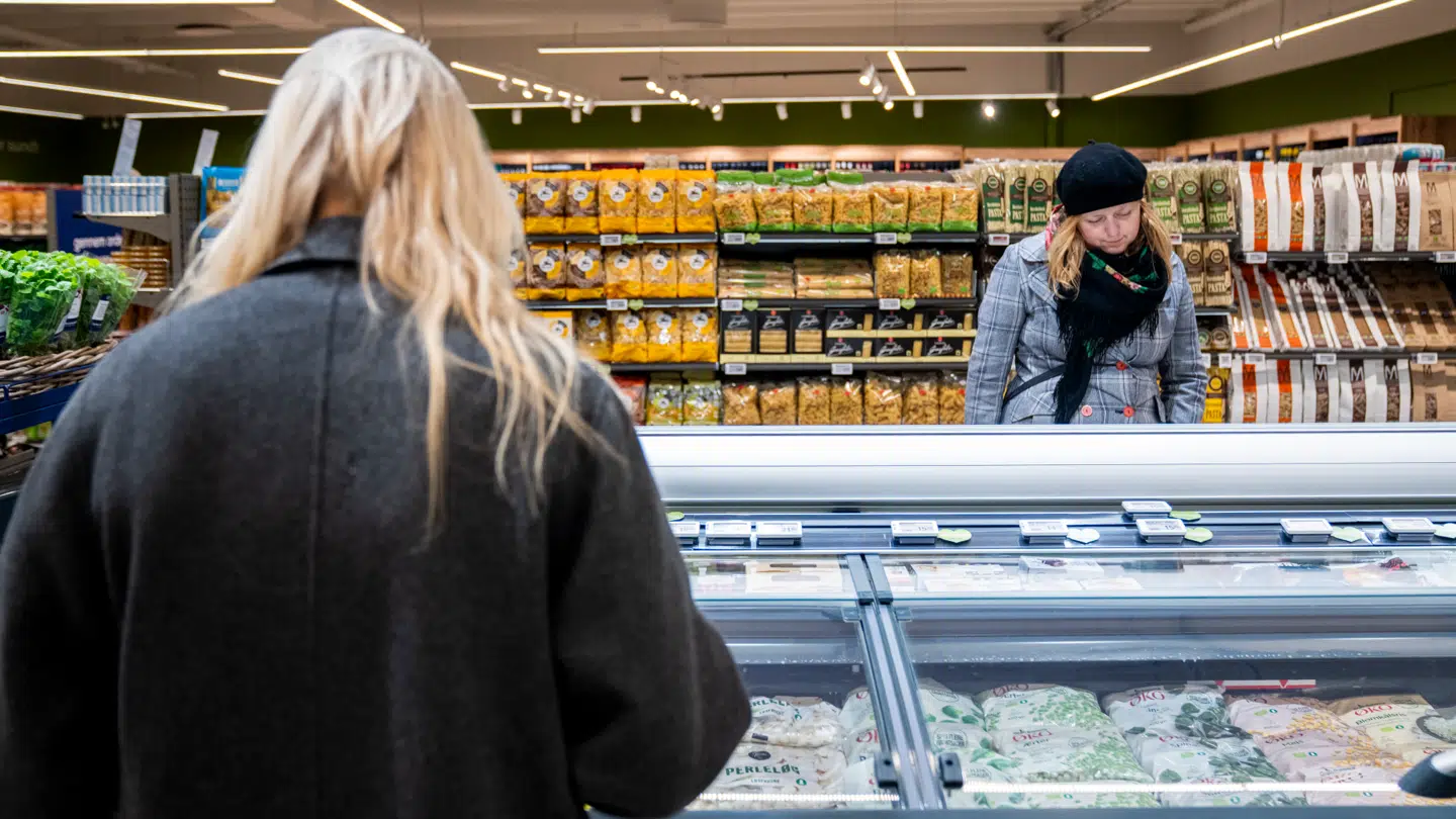 Det er blevet væsentlig dyrere at være dansker i dagligvarebutikkerne, efter Mette Frederiksen er blevet statsminister.