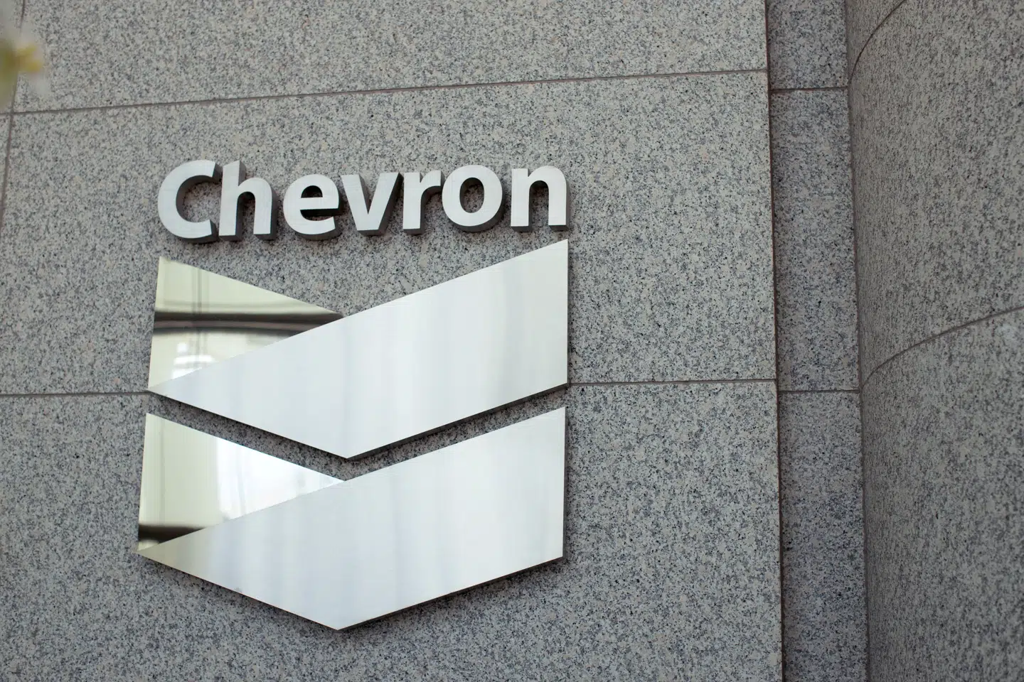 Chevron er det eneste amerikanske olieselskab, der stadig er til stede i Venezuela.