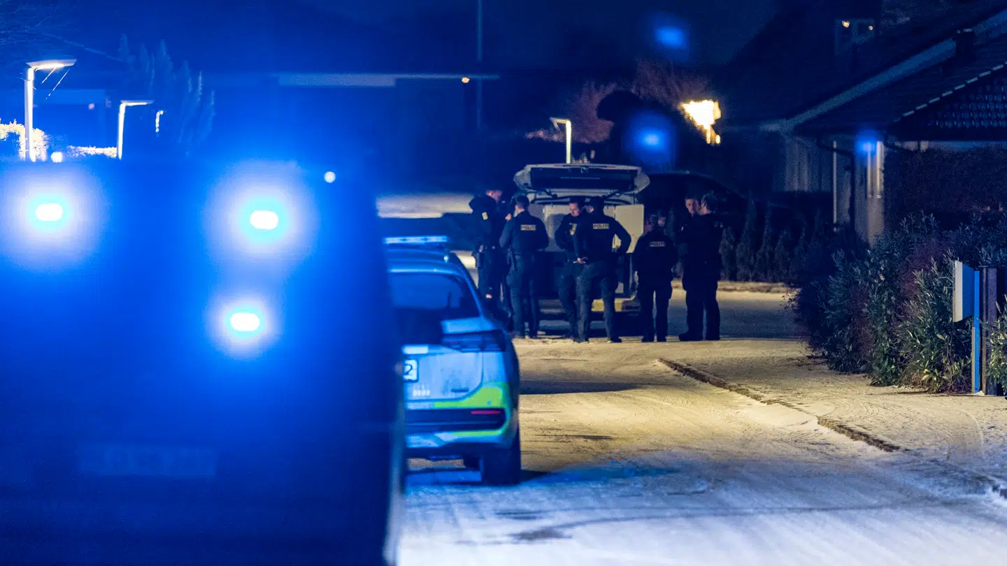 Her ses politiet arbejde på stedet søndag aften.