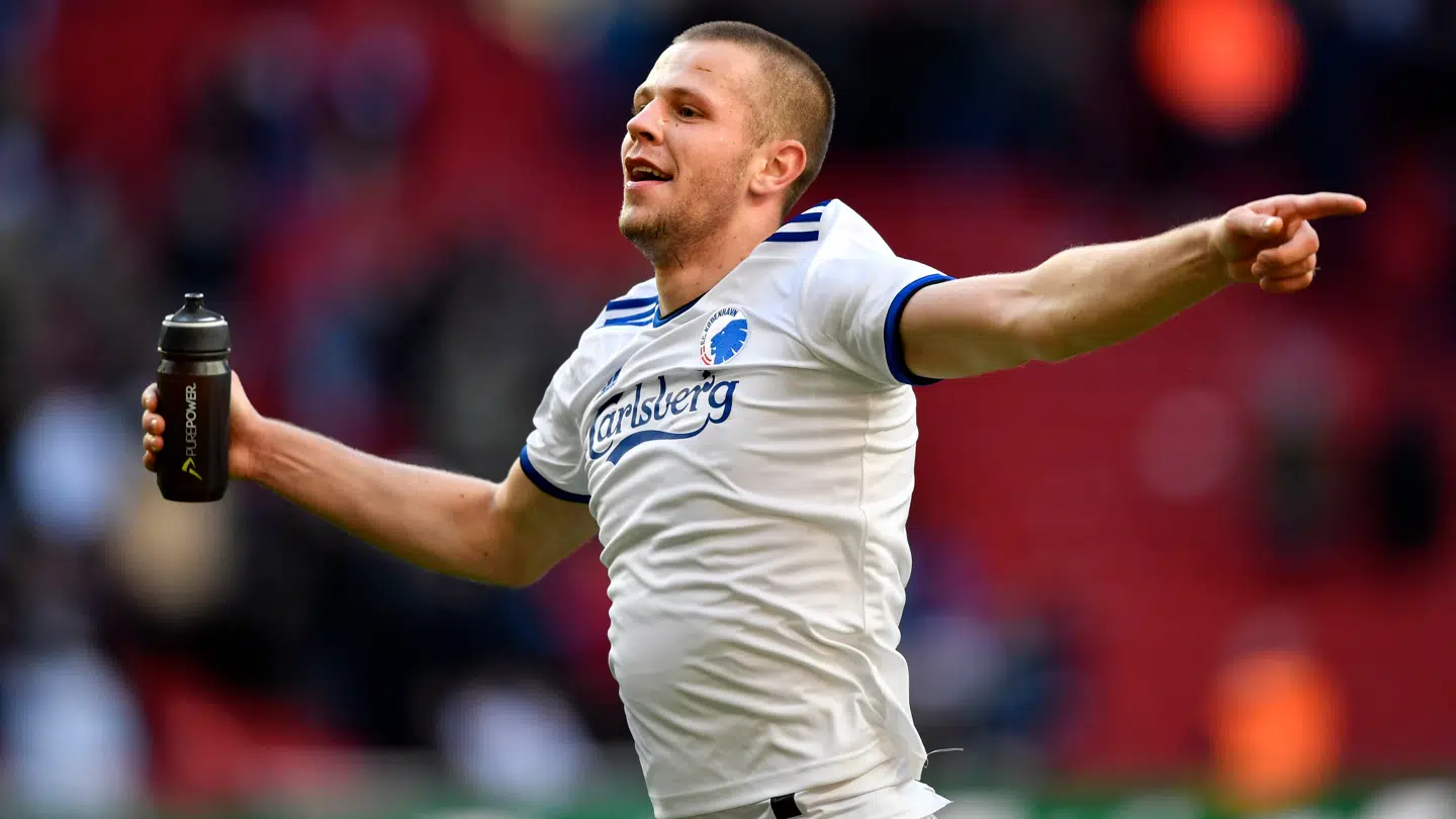 Dennis Vavro, der har en fortid i FCK, er havnet i problemer i VfL Wolfsburg.