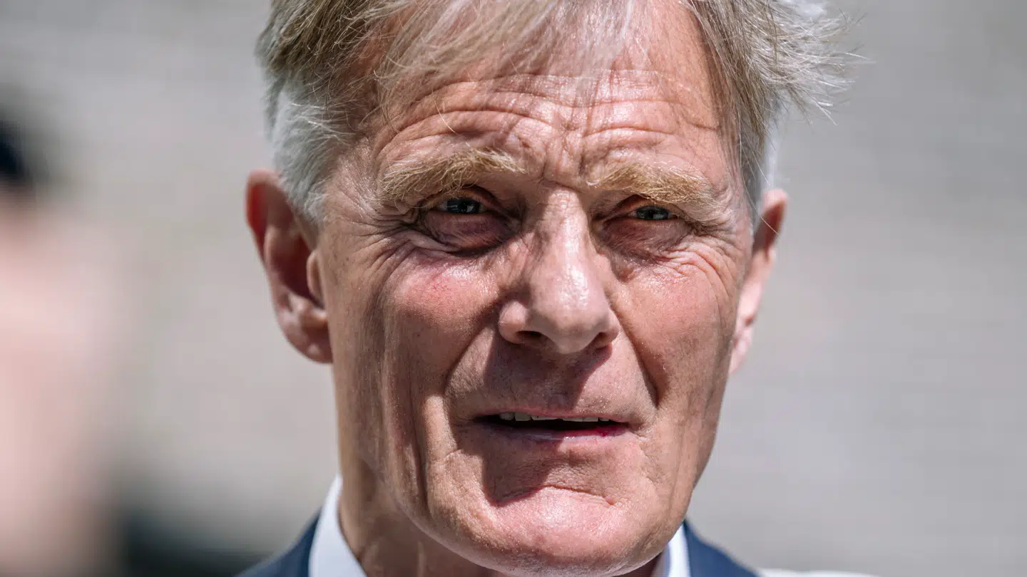 Friis Arne Petersen giver sit bud på, hvad der foregår bag det diplomatiske forhæng mellem USA og Grønland lige nu.