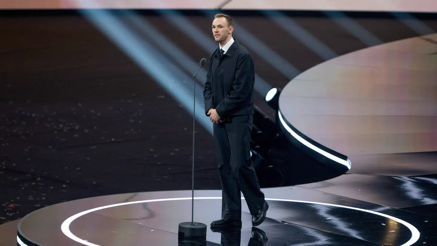 Mathias Gidsel takkede sine holdkammerater på scenen.