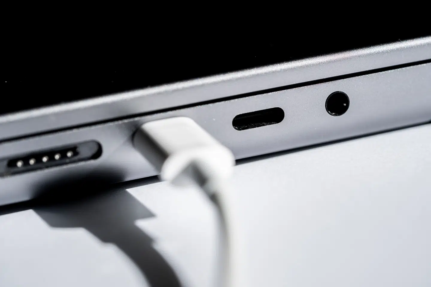 Stikket er for alvor igen sat i hos de danske it-virksomheder, som aldrig har omsat eller eksporteret for så mange penge som i efteråret.