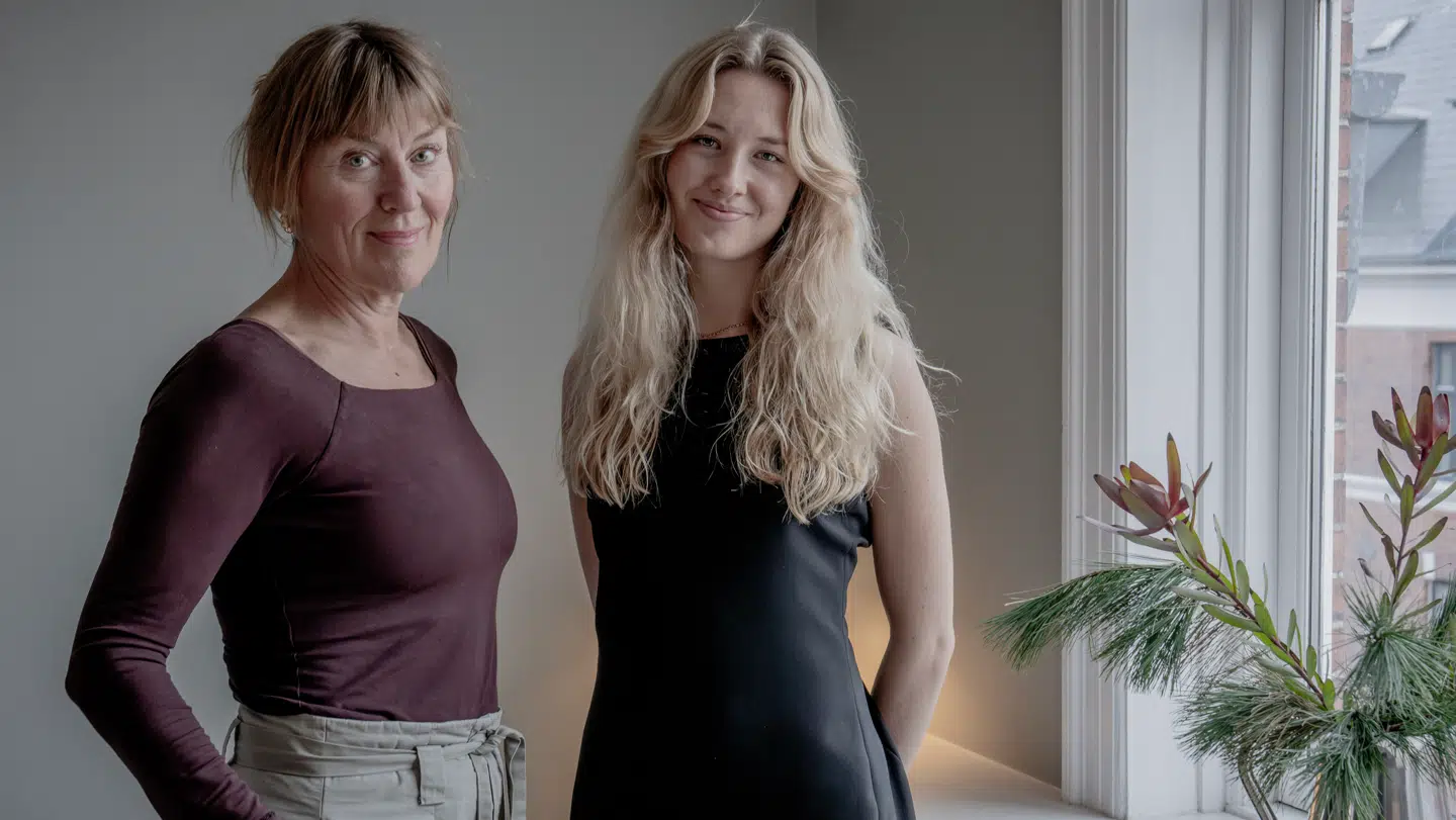 Læge Alice Højer Christensen (tv) har sammen med sin tidligere patient, Helene Weinkouff Barsøe, skrevet en bogen 'Mavero' om tarmsundhed. Begge har på egen krop prøvet, hvordan det føles, når fordøjelsen sættes ud af spil.