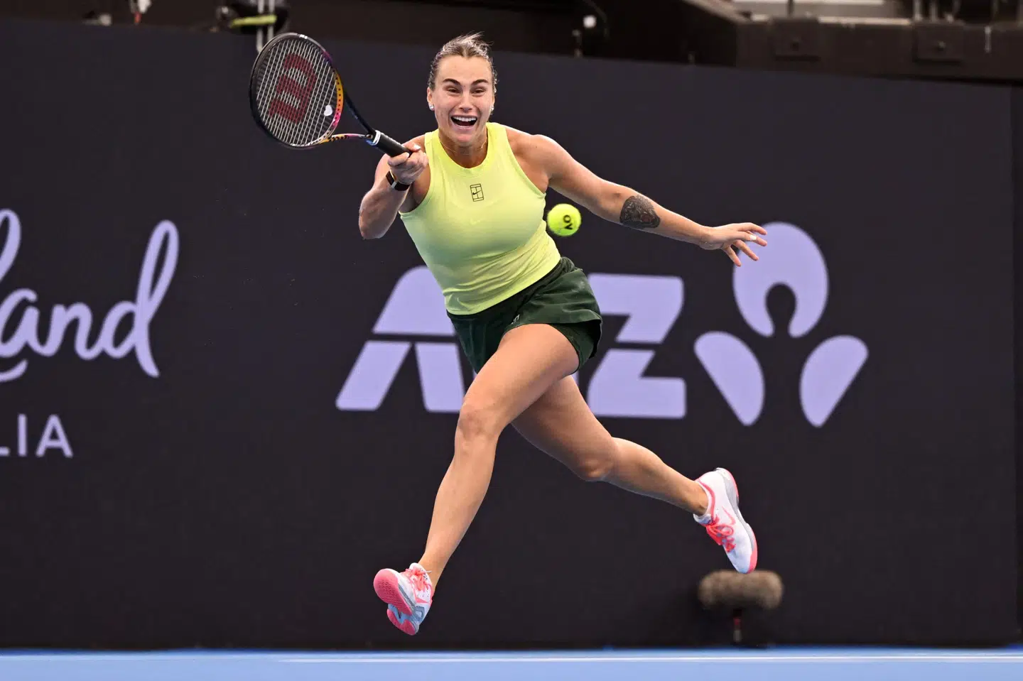 Aryna Sabalenka besejrede Sorana Cirstea i Brisbane natten til torsdag dansk tid.