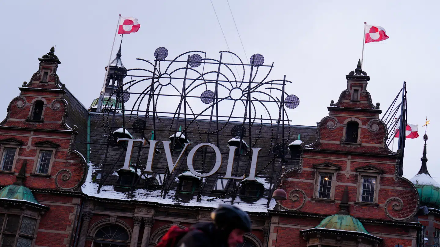 Det grønlandske flag, Erfalasorput, vajer på Tivolislottet i Tivoli torsdag den 8. januar 2026.