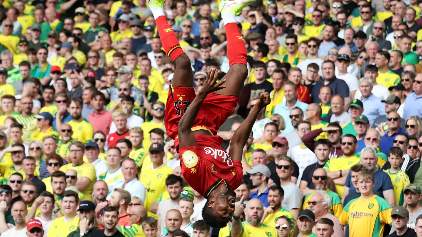 Emmanuel Dennis har tidligere vist både målinstinkt og akrobatiske evner.