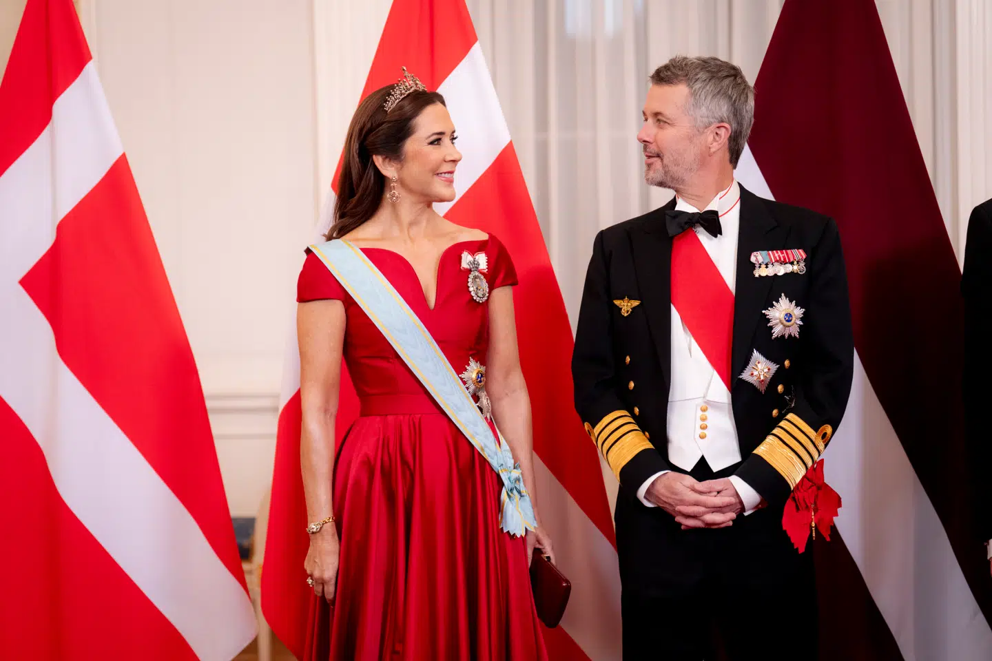 Kong Frederik og dronning Mary under statsbesøget i Letland i oktober.