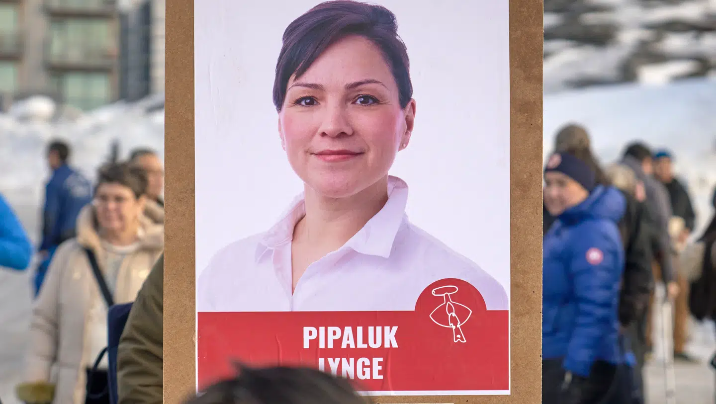 Arkivfoto. Pipaluk Lynge på hendes valgplakat.