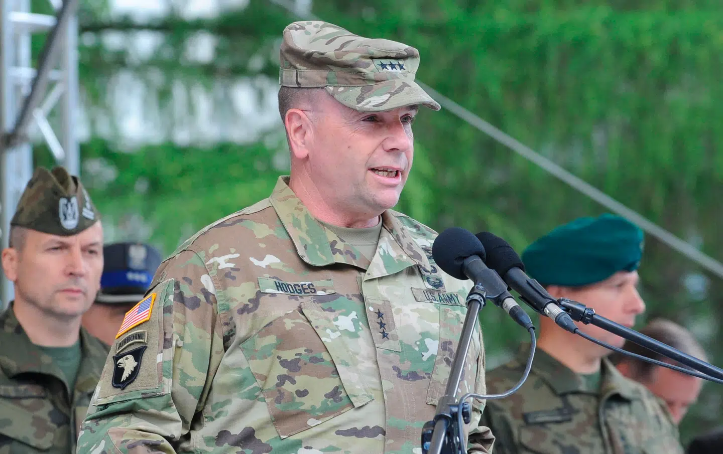 Ben Hodges er tidligere øverstbefalende for de amerikanske styrker i Europa og har også været general for soldaterne i Afghanistan.