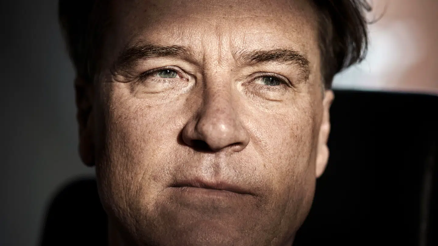 Peter Mogensen mener, at grønlænderne spiller dobbeltspil - men nu er det tid til at vælge side.