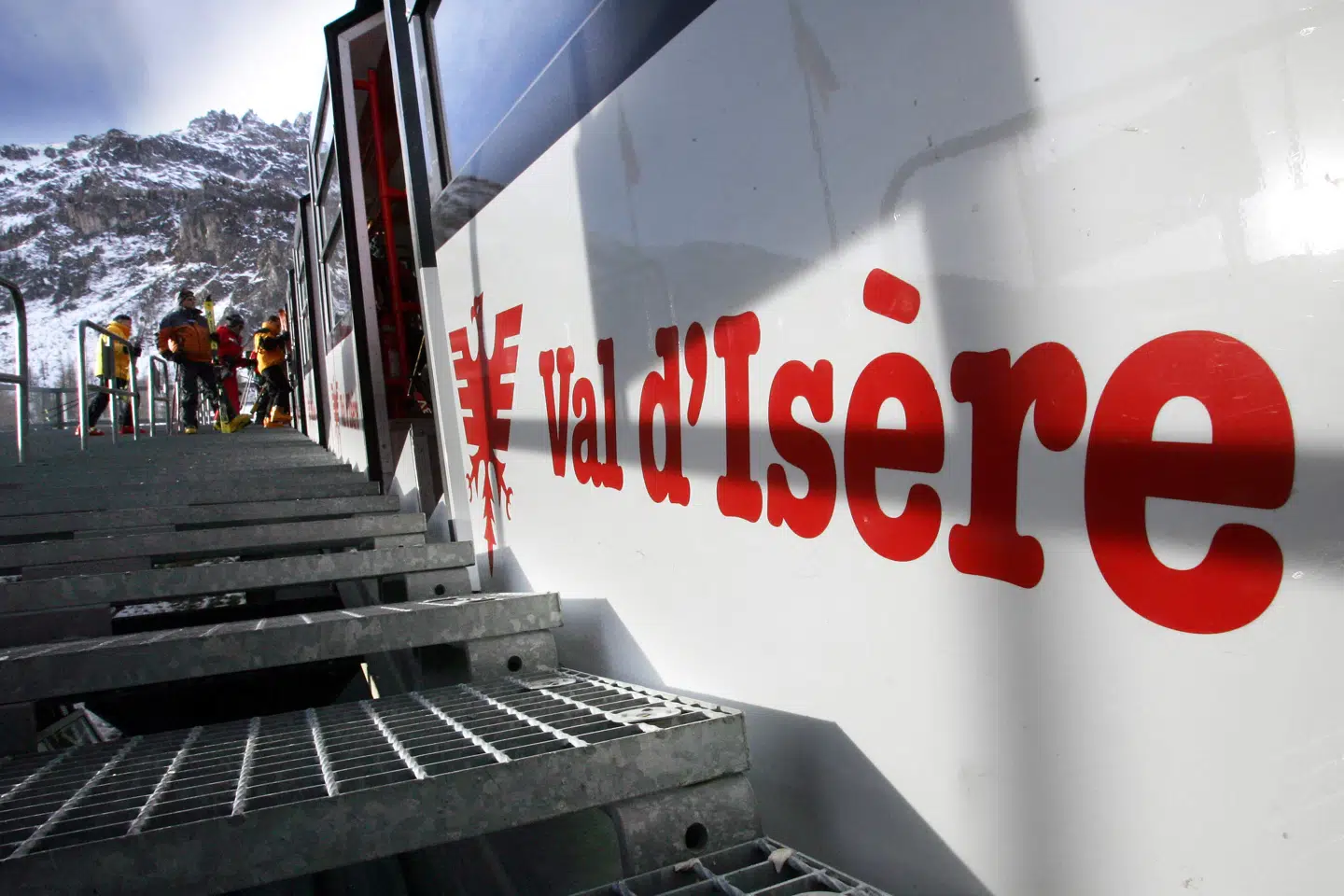 Afgangsområdet for kabelbanen Funival, der transporterer skiløbere op ad bjerget i vintersportsområdet Val d'Isère i Frankrig. (Arkivfoto).