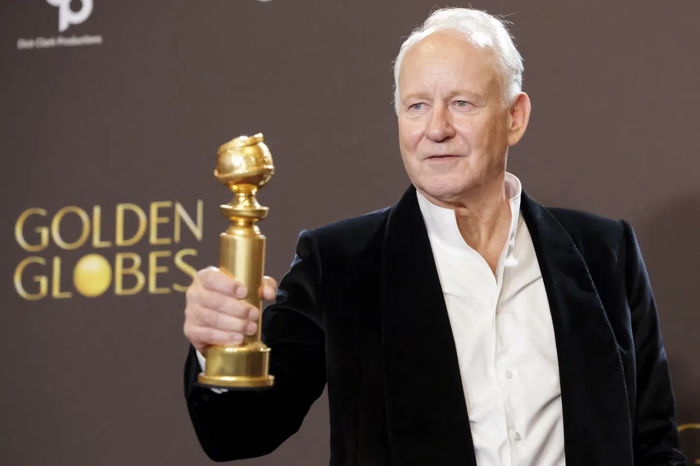 Svenske Stellan Skarsgård spiller en birolle i den norske film "Affeksjonsverdi". Natten til mandag modtog han prisen for Bedste Mandlige Birolle ved årets Golden Globe-uddeling.