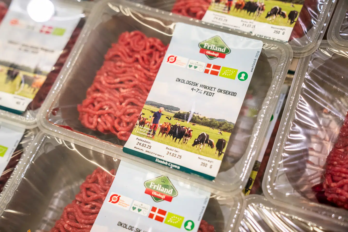 I december faldt inflationen. Det er i høj grad lavere priser på fødevarer, der bidrager til den lavere inflation.