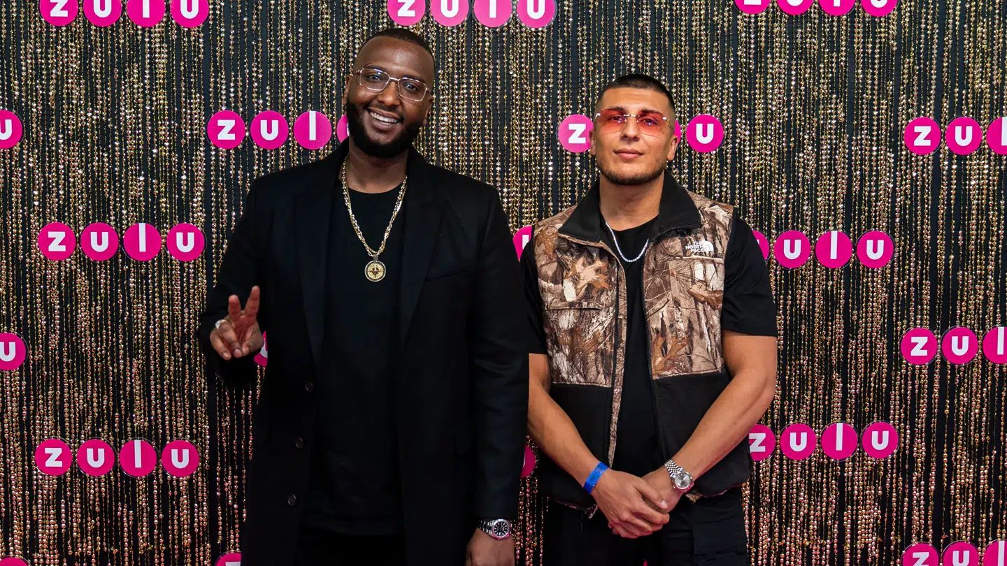 Kamal Hassan fra venstre med sin podcastmakker Havshen Nabaz.