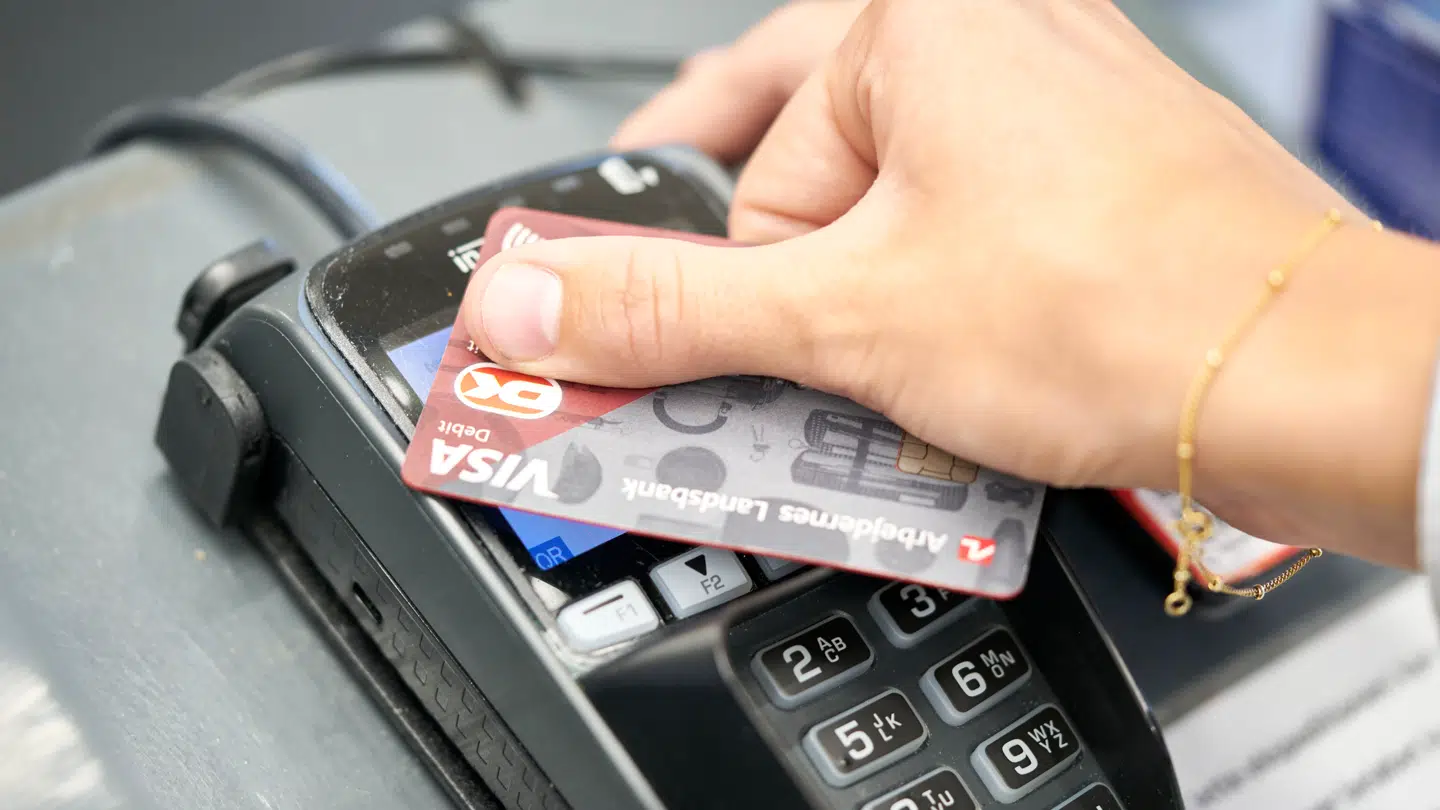 Den kommende fødevarecheck viser ifølge beregning, at nogen danskere vil få syv kroner mere om dagen at bruge på et år.