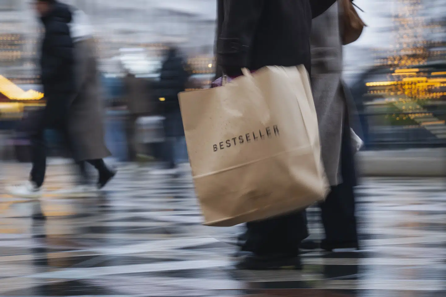 Bestseller står bag over 20 tøjmærker - herunder Jack & Jones, Only og Vero Moda. Nu fyrer selskabet i Danmark. (Arkivfoto).
