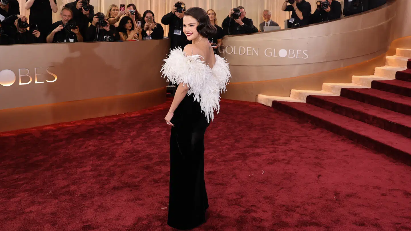 Selena Gomez' kjole har ikke været ligetil at lave.