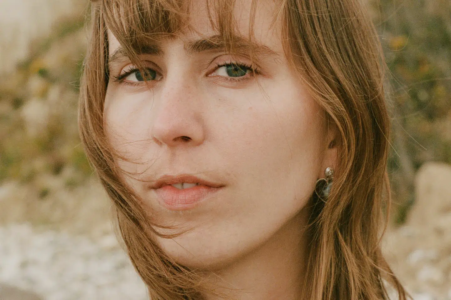 Sigrid Adamsson skriver intenst og elegant.