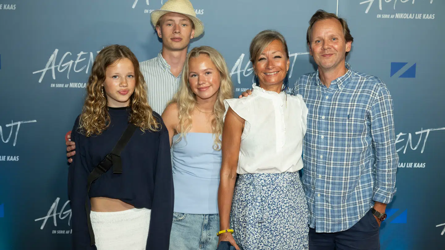 Tomas Villum Jensen med sin familie.