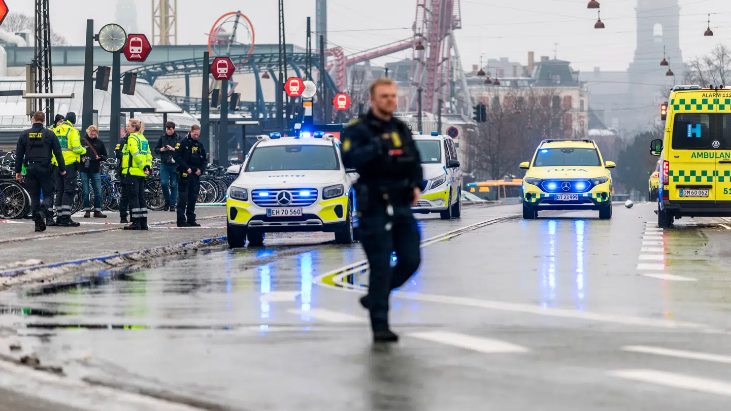 En kvinde er kommet til skade efter et færdselsuheld på Tietgensbroen ved Københavns Hovedbanegård tirsdag den 13. januar 2026