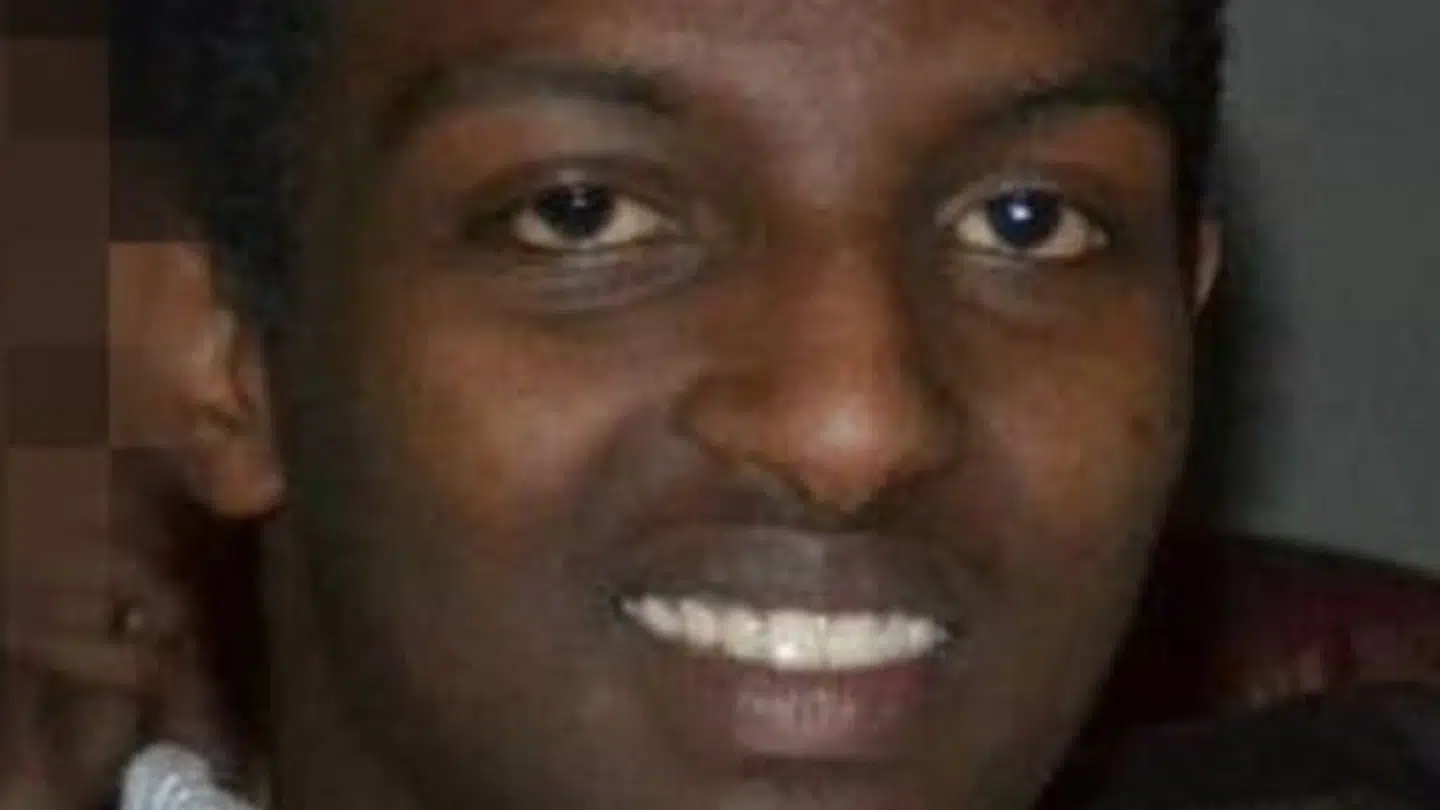 Den 30-årige somalier, som er sigtet for drab på en 77-årig mand, har tidligere fået en dom for hvidvask.