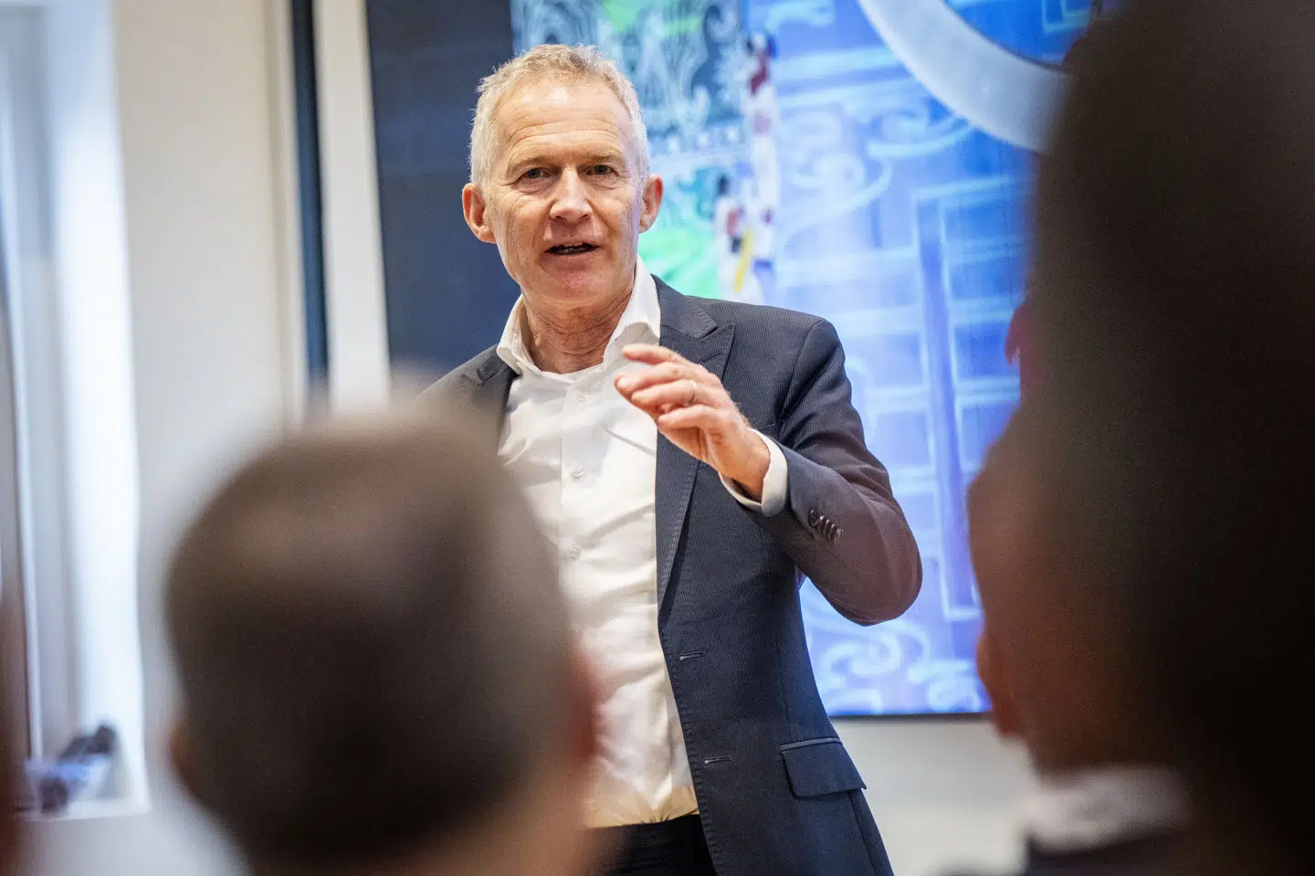 Dansk idræts forhold til USA er ikke påvirket af de politiske spændinger mellem de to lande, lyder budskabet fra DIF-formand Hans Natorp.