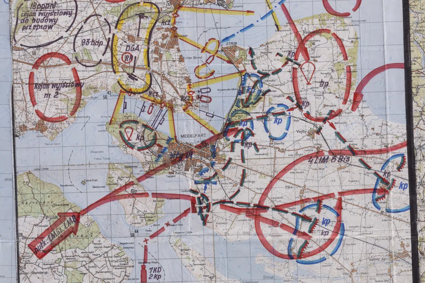 Det Kongelige Bibliotek deler et billede, som angiveligt viser en plan fra en øvelse, hvor polske styrker trænede overgangen fra Jylland til Fyn. Ifølge kortet var det planen at etablere et brohoved i den sydlige udkant af Fredericia.