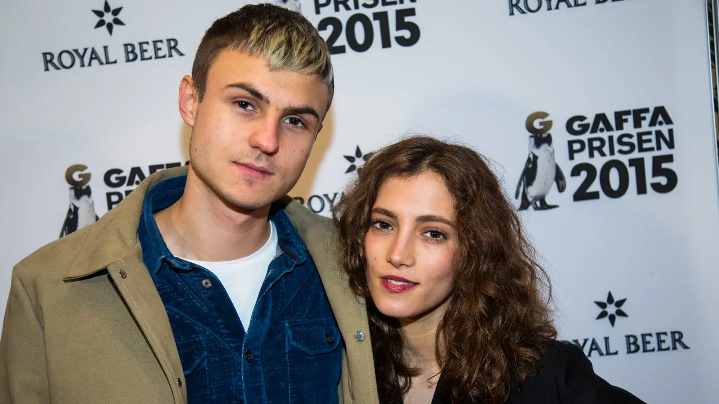 Sarah-Sofie Boussnina og Louis Samson har dannet par siden 2016.