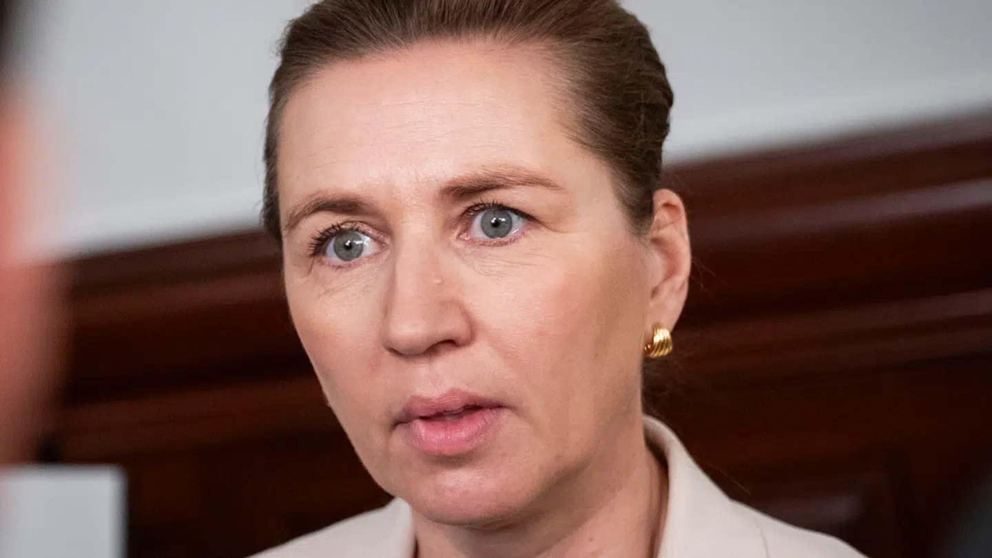 Det er ganske fornuftigt at statsminister Mette Frederiksen ikke deltager ved World Economic Forum, vurderer ekspert.