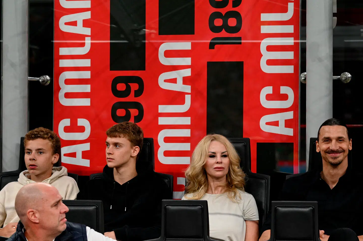 Zlatan Ibrahimovic sammen med hans kone Helena Seger og deres sønner Maximilian og Vincent.