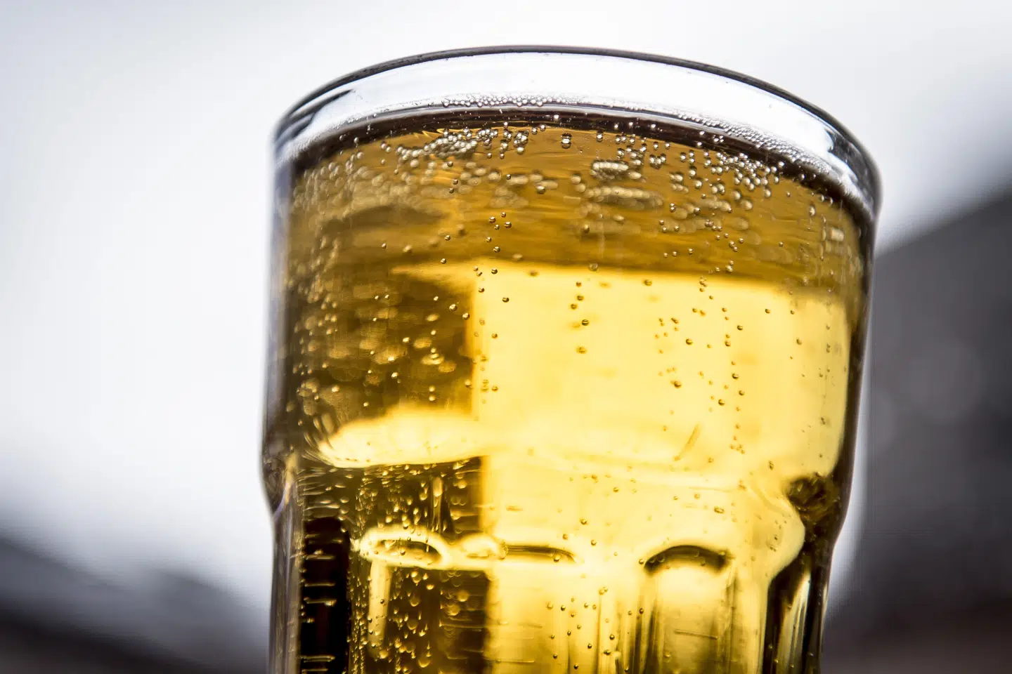 Retten i Glostrup har afgjort, at det ikke var til eget forbrug, da en 46-årig mand importerede over 390.000 liter øl over en periode på tre år og tre måneder. Det koster ham et års betinget fængsel og en møde på 550.000 kroner. (Arkivfoto).