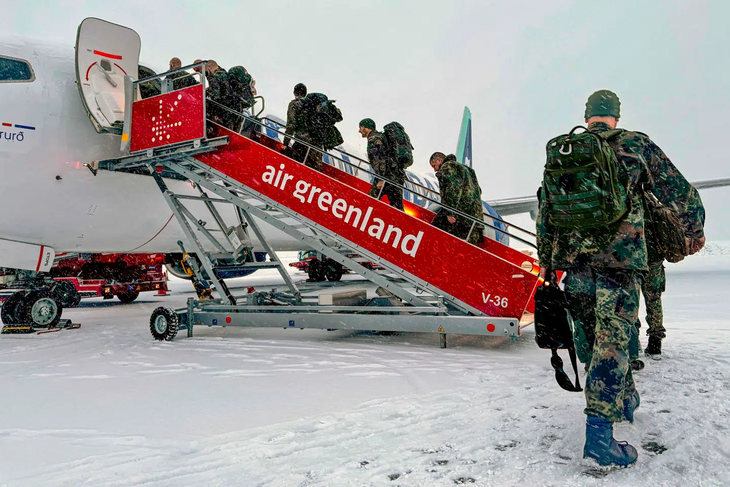 Tyske soldater fotograferet i Nuuks lufthavn 18. januar.