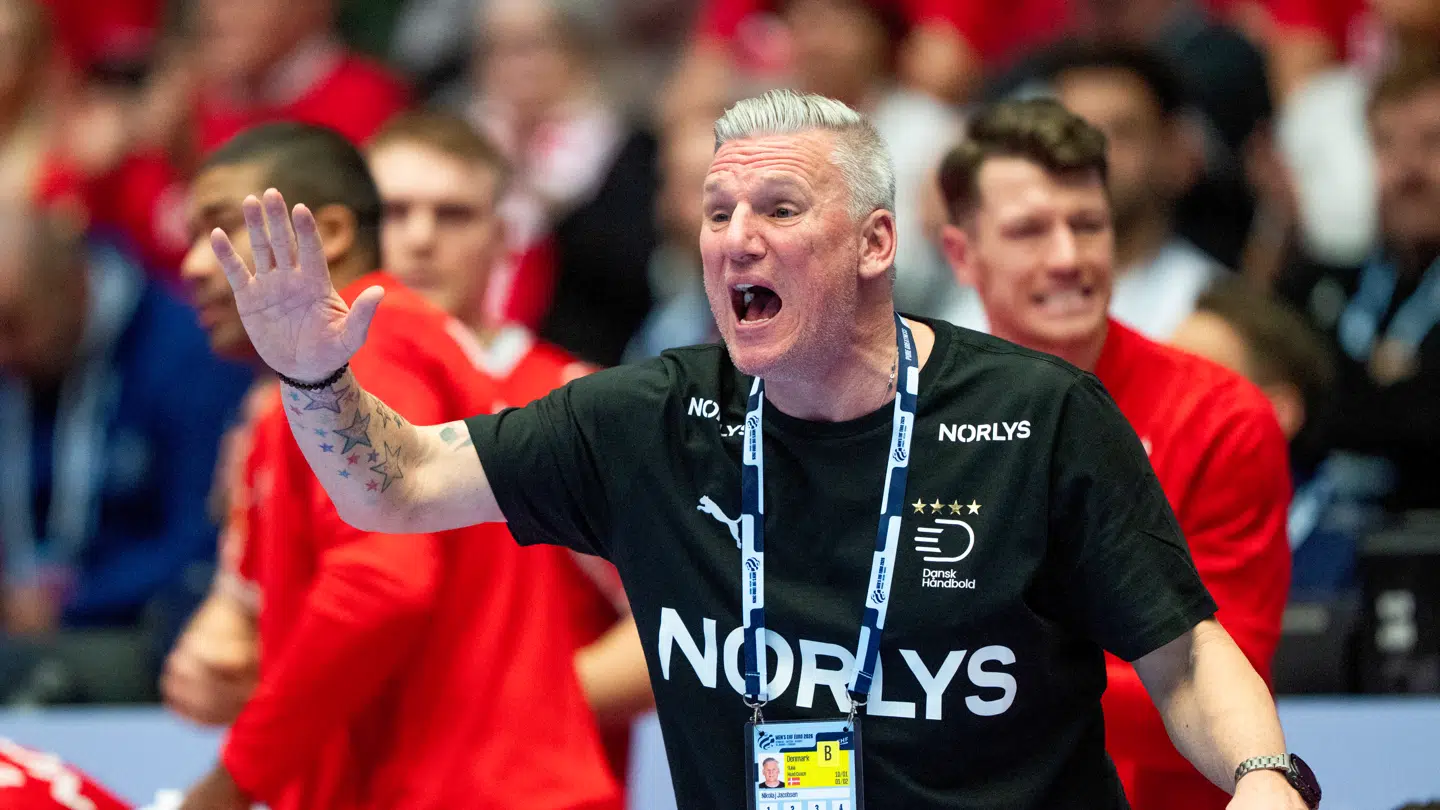 Danmarks landstræner Nikolaj Jacobsen reagerer under herrehåndboldkampen mellem Danmark og Portugal i EHF Euro 2026 gruppe B i Jyske Bank Boxen i Herning tirsdag den 20. januar 2026.
